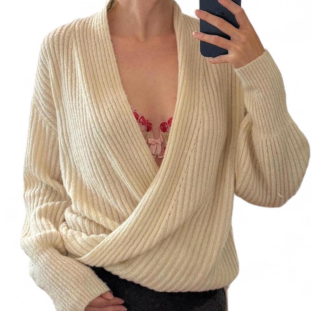 SOLD Max Studio v-neck wrap sweater Sz. S
